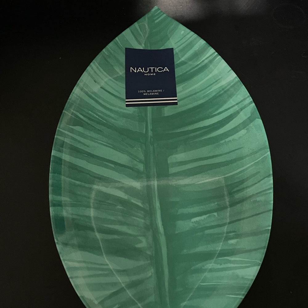 Nautica outdoor plate